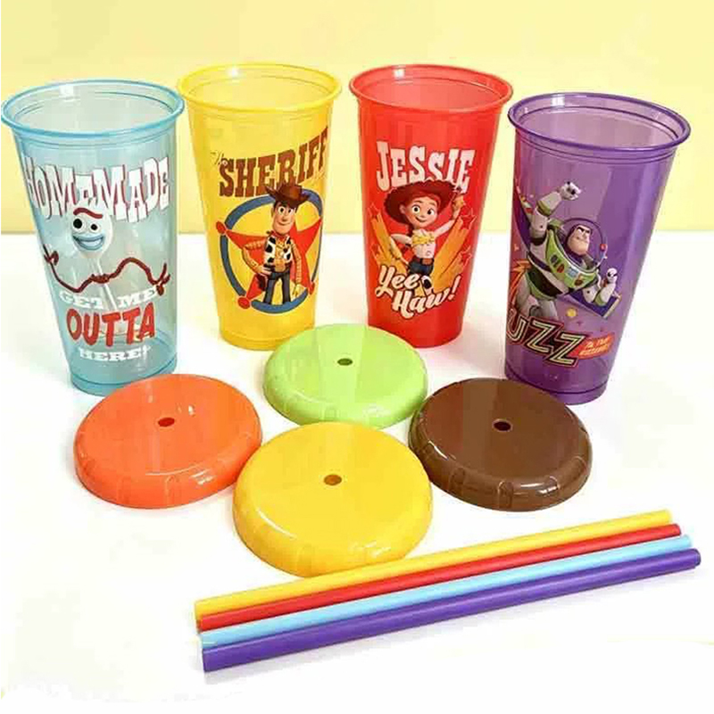 Набор из 4 пластиковых стакано – обзор и цена Training Cup Straw